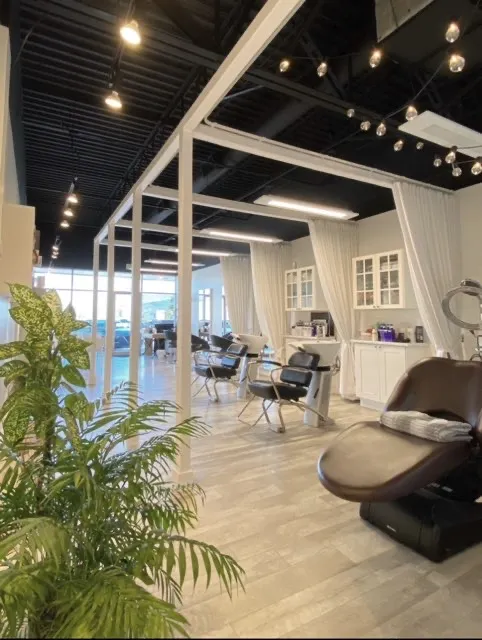 Salon & Head Spa with Large Clientele